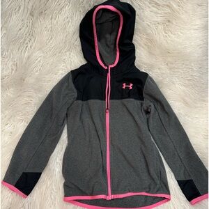 Must have layering change for the change of seasons